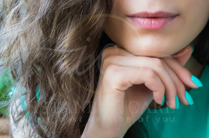 Comment les vitamines améliorent les cheveux, la peau et les ongles